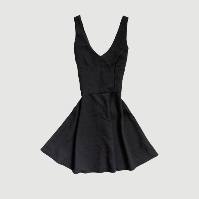 7 Classic French Capsule Wardrobe Ideas