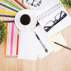 10 Simple Ways To Organize a Messy Desk