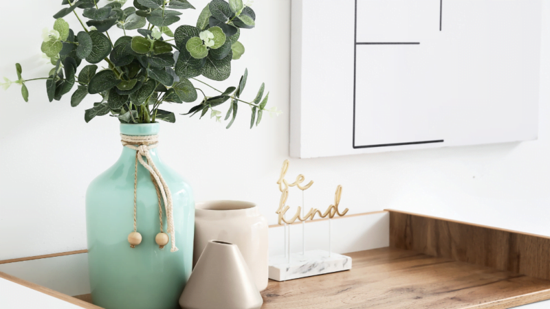 Simplify Your Space: 25 Tips and Tricks