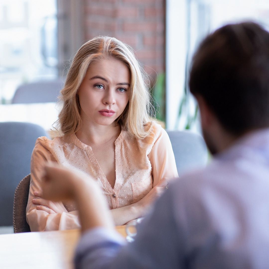 15 Clear Signs of a Condescending Person