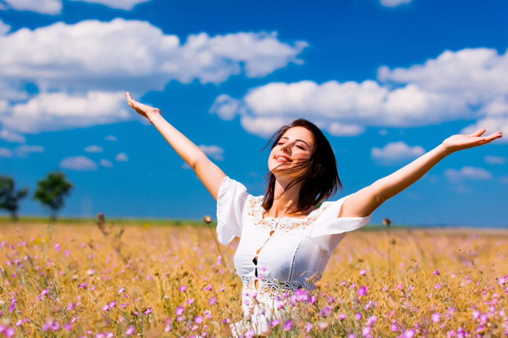 Joyful Life: 100 Ways to Add More Joy Into Your Life -